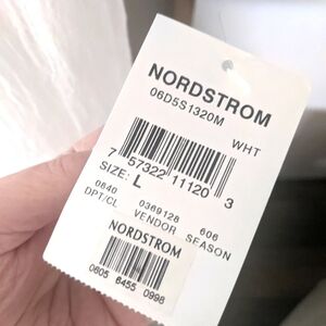 NWT Nordstrom Love Squared Delicate White Button Up  Blouse  Collar